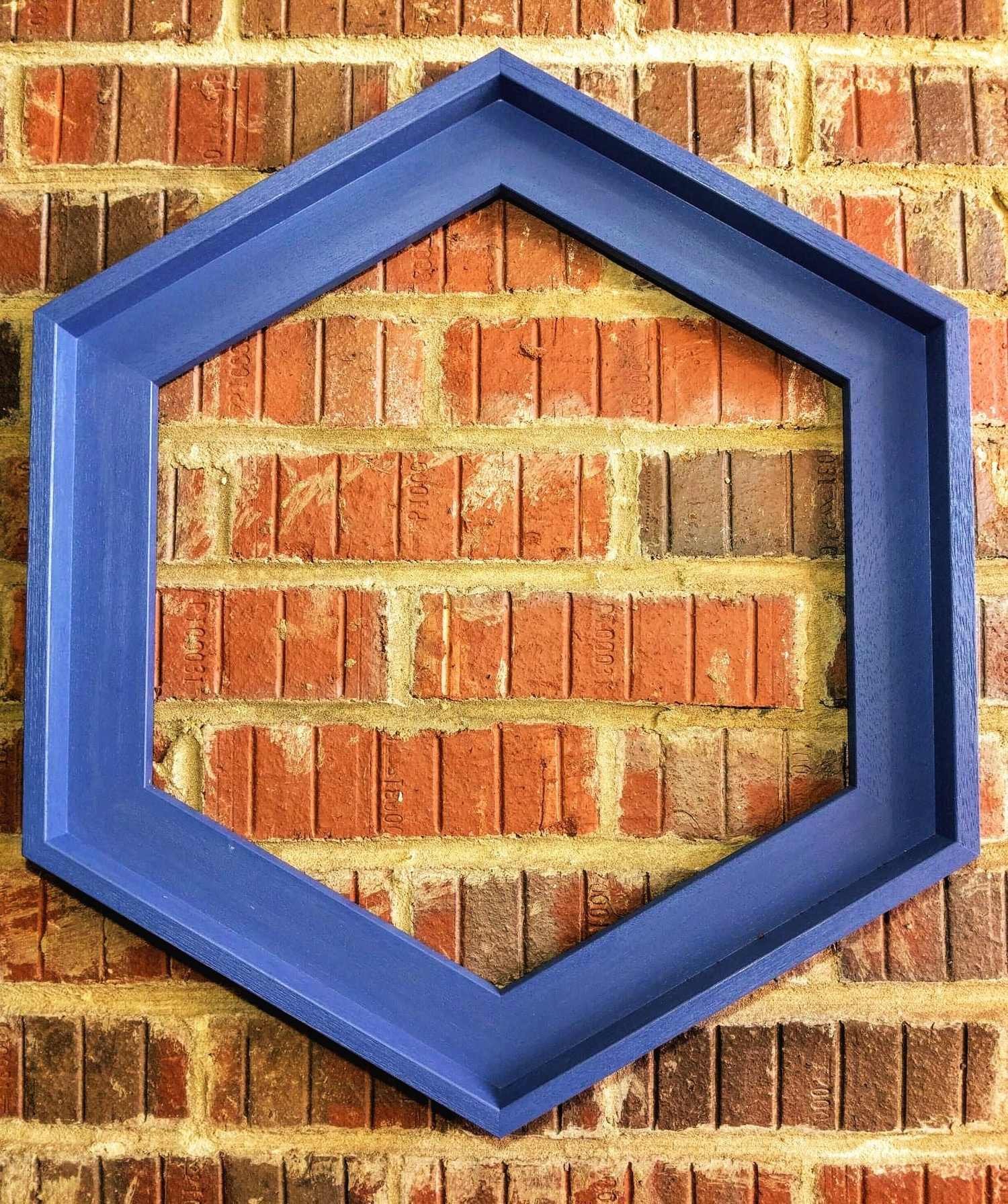 Hexagonal Frames